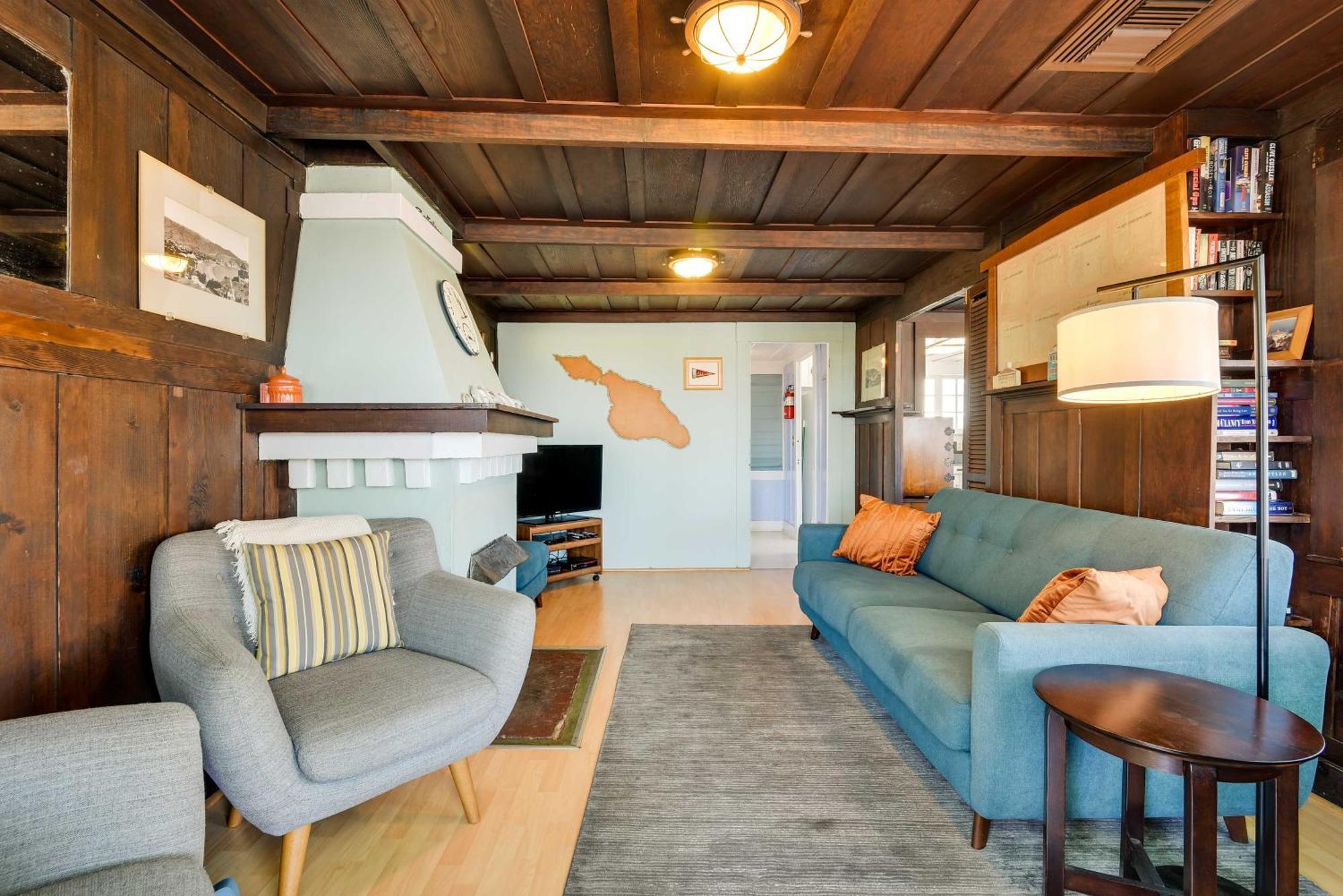 Charming Catalina Gem With Deck Walk To The Beach! Avalon Exterior photo